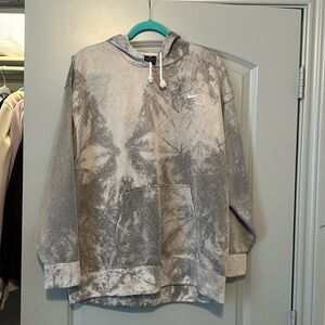 grey and white nike hoodie